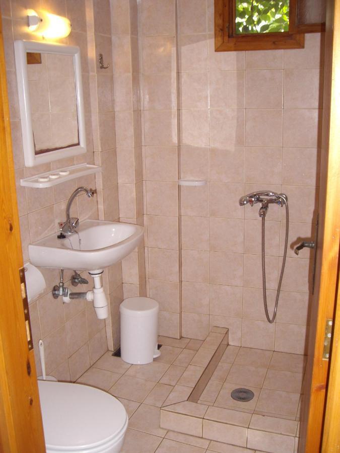 Pension Nikolas Скиатос Номер фото